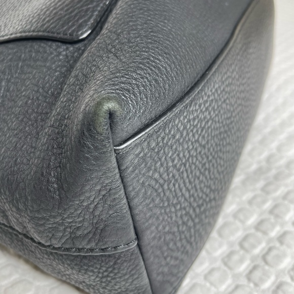 Tory Burch Chelsea Chain Hobo Shoulder Bag - Picture 3 of 15